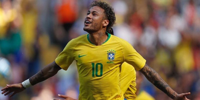 Neymar tỏa sáng ở đội tuyển quốc gia