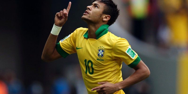 Thông tin cơ bản về cầu thủ trẻ người Brazil